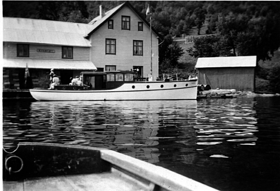 Djadjanja at Kvams&oslash;y